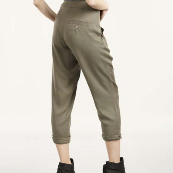 TAHARI Khaki Safari Ruched Cropped Jogger Tencel 6 and 8 Spring pants Capri - Picture 3 of 16